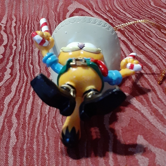VINTAGE PAWS TRIM A TREE GARFIELD CHRISTMAS ORNAMENT COWBOY HAT AND CANDY CRANES - Picture 5 of 9